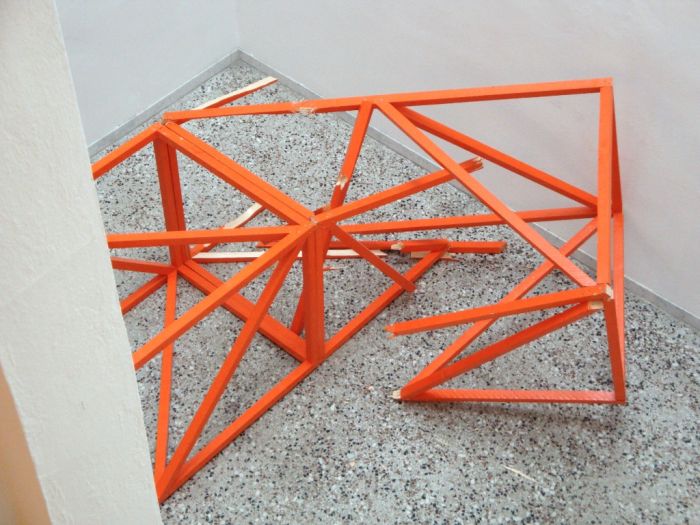 Equally damaged, 2009