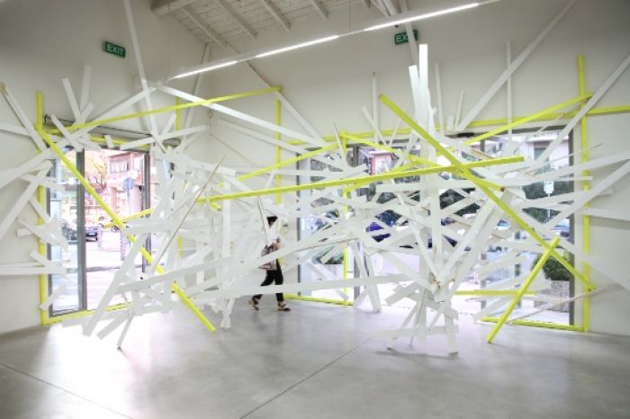 No shelter 1, 2014 - Enamel paint on wood - Dimensions variable